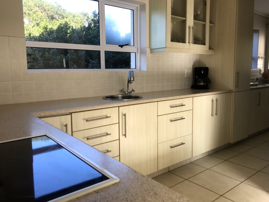 To Let 3 Bedroom Property for Rent in Wilderness Central Western Cape